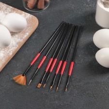 A set of confectionery brushes for decorating the Dilan 