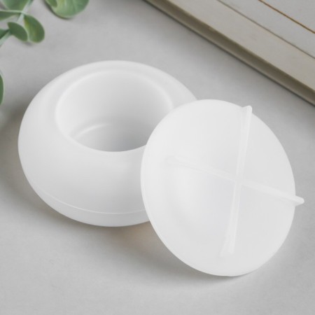 Mold Silicon "Casket Round" with a lid 7x7x3.5 cm-1