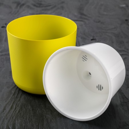 Pot with the insert "Lyon", 2 l, the color is yellow-2