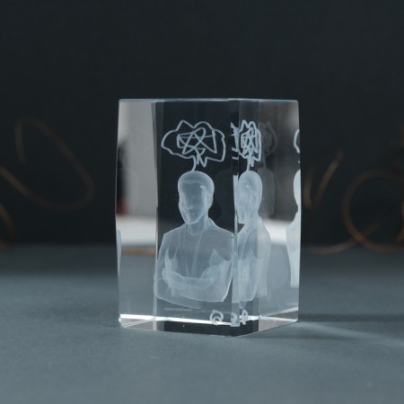 Souvenir glass rectangle "Thinker" 5x5x8 cm-1