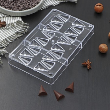 Form for chocolate and sweets "Small cone", 20 cells, 20 × 12 × 2.5 cm, cell 2 × 3 × 1 cm