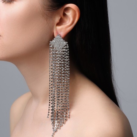 Hanging earrings with rhinestones "waterfall" rhombus, white color in silver, 17 cm-3