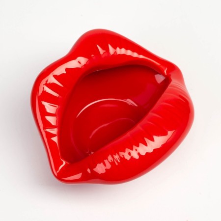 Ash for the house "Lips", for cigarettes and sticks, 8 x 11 x 13 cm-3