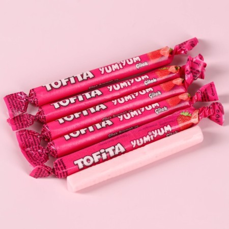 Chewing sweets "the most beautiful" with the taste of strawberries, 40.2 g.-1