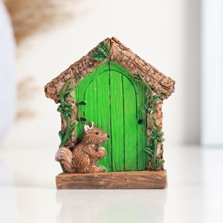 Figure "Secret door" 2x4x7cm-1