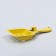 A scoop for a cat toilet 22.5 x 9.5 x 4 cm, light yellow