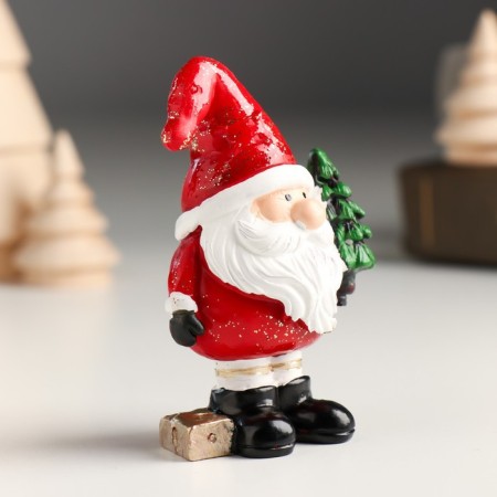 Suvenir Polystone "Santa Claus in a red cap with a Christmas tree/gift" mix 5x3.8x8.2 cm-2
