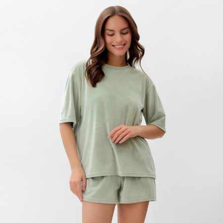 Women's costume (T -shirt and shorts) KAFTAN PLUSHY p. 48-50, green