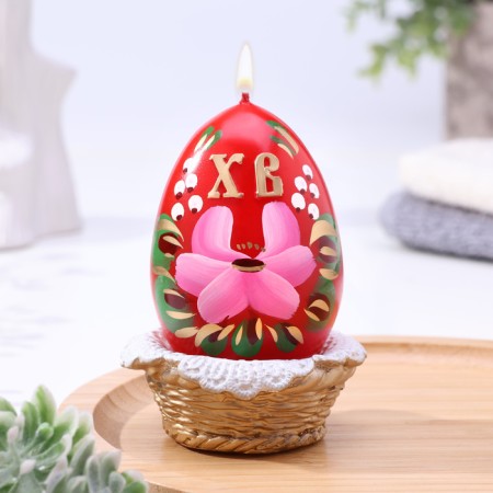 Decorative candle "Easter egg in a basket"