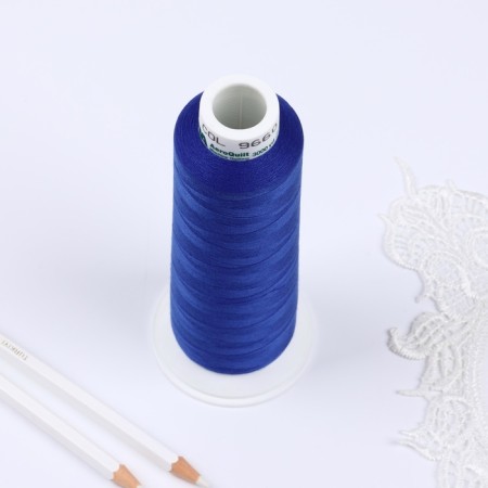 Aeroquilt threads, 2750 m, blue color No. 922-1