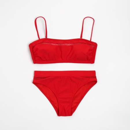Female Separate swimsuit with the Bando Bando Lypho Minaku Cherry Color, size 46-4