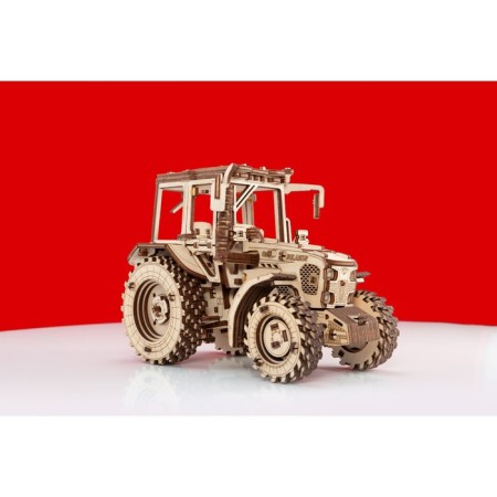Prefabricated model 3D Ewa tractor Belarus 82-11