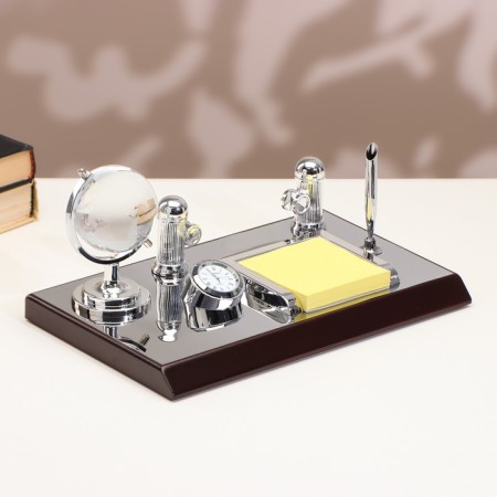 Set of desktop stationery 5V1 with clock