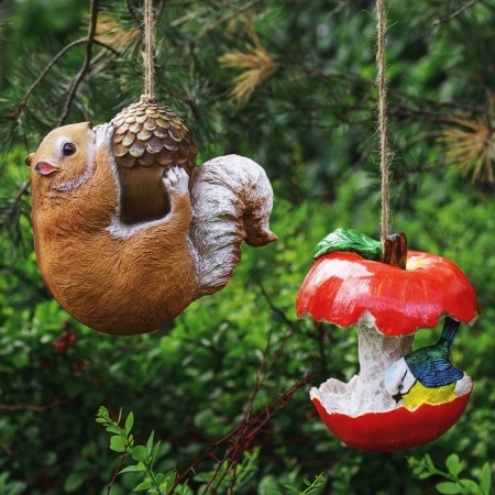 Suspended decor "Squirrel on the stomach" 17x17x8cm-1
