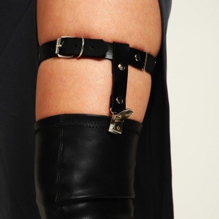 Drinking on the leg, black color-3