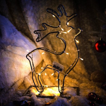 LED figure "silver deer", 25 × 40 × 17 cm, 6 watts, AAX4 batteries (not complete)