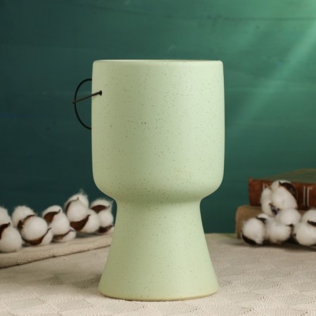 The pot "one that survived" 14x24cm, light green-3
