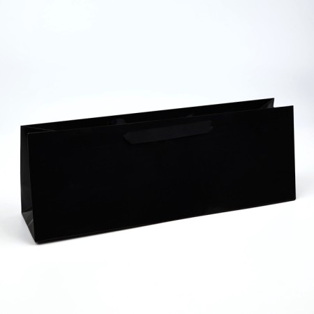 Package for a universal horizontal bottle, 36 × 10 × 13 cm