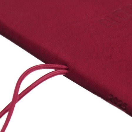 The weekly dated 2025, Escalada, 175 x 95 mm, soft cover with artificial leather, 64 sheets, pancake embossing, block 70, red-5