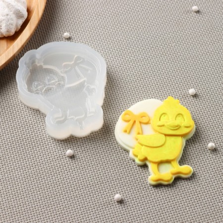 Silicone form "chicken with egg", 7.5 × 6.5 cm, transparent color-1