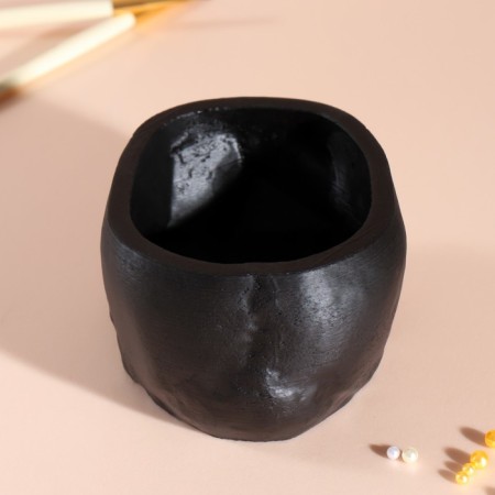 Interior item "Skull" black 13x9x6.5 cm-2