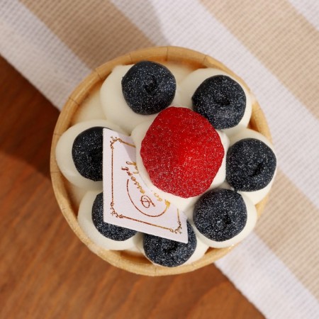 Mulyage - Magnet "Muffin with Strawberry" 6x6x8cm-2