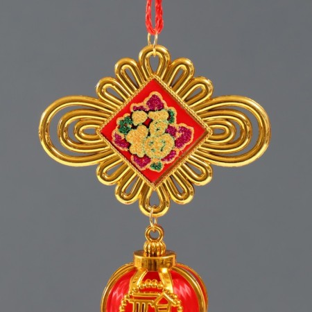 Plastic suspension, textiles "Chinese flashlight and knot - for happiness" 4.2x8.2x39 cm-1