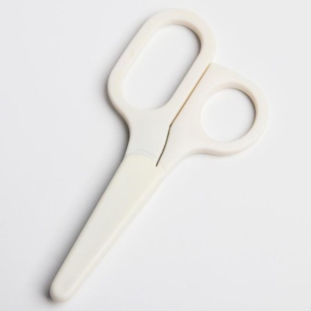 Baby manicure scissors with a cap, white color-1