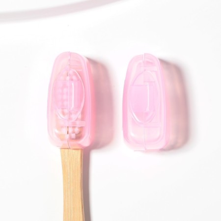 Case for “Smile” toothbrushes, 3.7 x 2.2 cm.-1
