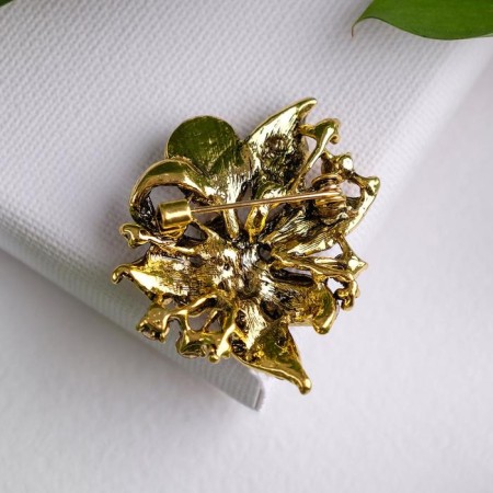 Book "Flowers" Bouquet, colored in gold-1