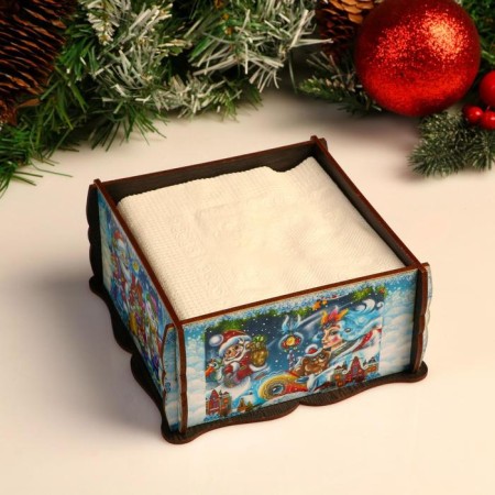 Salvetnitsa square New Year's heroes, 14x14x7.3 cm