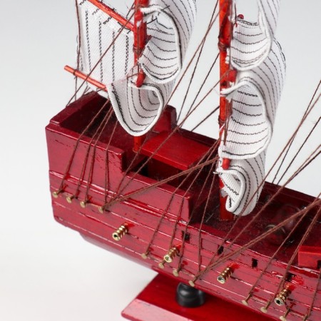 Souvenir Small Small Vincelot, sides red tree, white sails, 4 × 20 × 20 cm-5