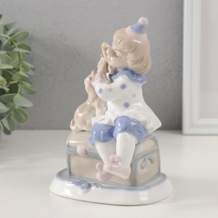 Souvenir Ceramics "Clown on a chest with a dog" 8.7x11x15 cm-1