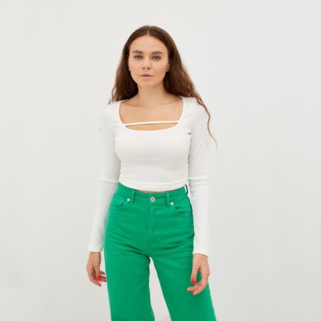 Female jumper with a neckline Mist, p. 48-50, white