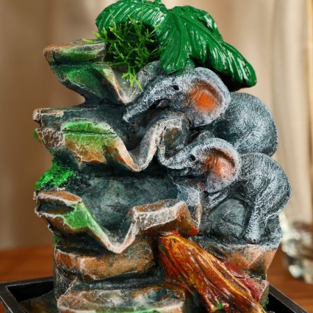 Fountain "Elephants under the palm trees on the stones" 13x13x21 cm (without backlight and ball)-1