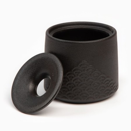 Ceramic ashtray for cigarettes and sticks "Style", 11 x 10 cm, d = 2.2 cm, black-3