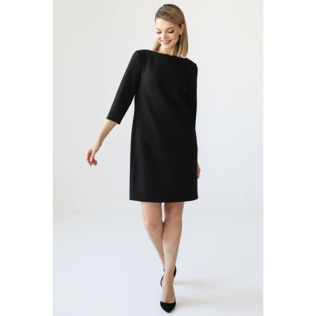 Women's dress with V-cutting on the back, size 48-4