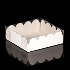 White cookie box, 9 x 9 x3 cm