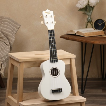 Soprano UK-10 Soprano Upophane, White Color, 54cm