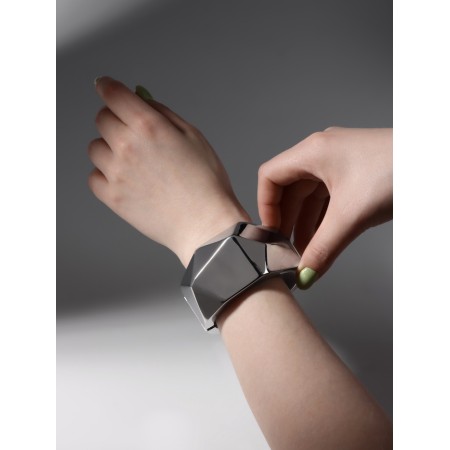 Bracelet Cuff "Corners", metal, color silver