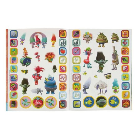 A book with stickers "Trolls. Play and paint "-2