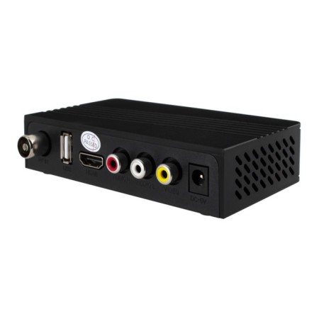 DVB-T2 Starwind CT-200 receiver-1