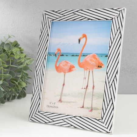 Photo frame plastic 15x20 cm "Black lines on white" 23.5x18.5 cm-1