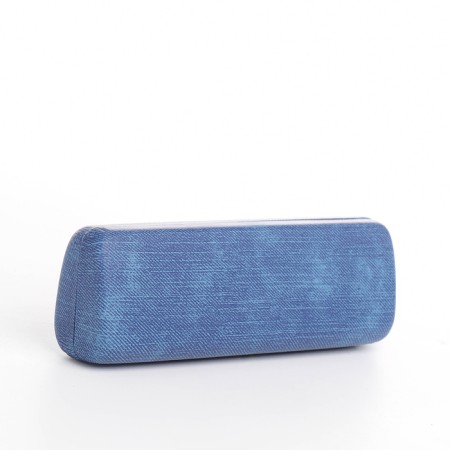 Case for glasses on the cracker, the color is blue