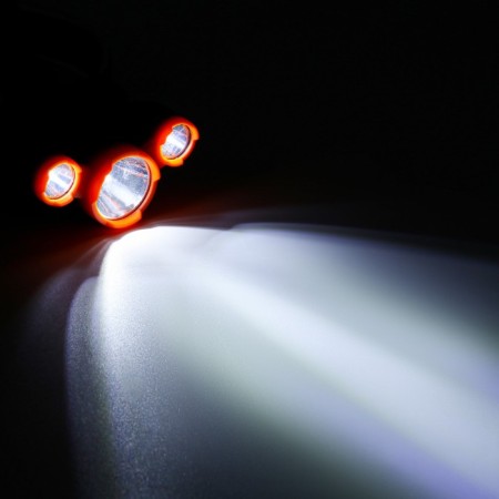 Bathelast voluntary flashlight 5 watts, 800 mAh, 3 LED, 4 modes-7