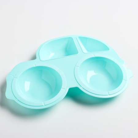 Set of dishes: 3 objects, plate, fork, spoon, color mix-2