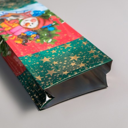 Gift package "on the sled." 13.5 x 38 cm. 60 μm 3856230-1