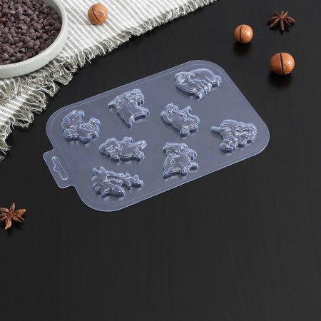 Form for chocolate and sweets plastic "dragons", cell size 5 × 4 cm, color transparent color