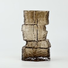 Mountain Brown Flowers Vase made of brown glass 25 × 15.5 × 15.5 cm