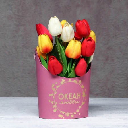 Carriage for flowers, vase oval with embossing "Ocean of Love", raspberry 12.5 x 13.5 x 18 cm-2
